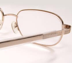 Metal allergy protection tube for eyeglasses frame
