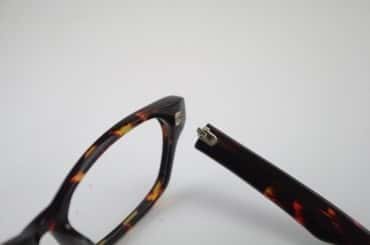 Glasses Broken hinge repair